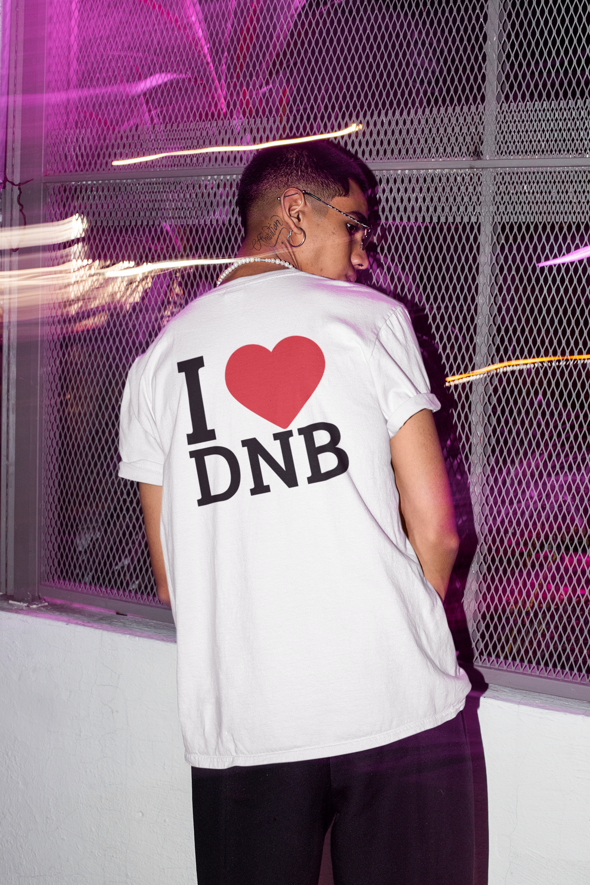 I Heart DNB – Unisex Tee
